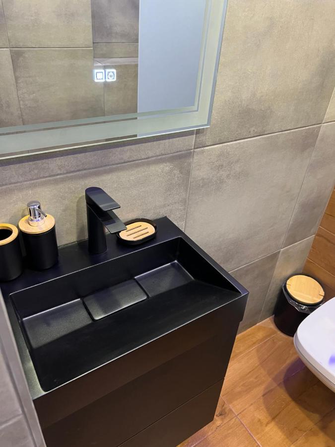 Apartament Varosha Luxury Lovetj Eksteriør billede