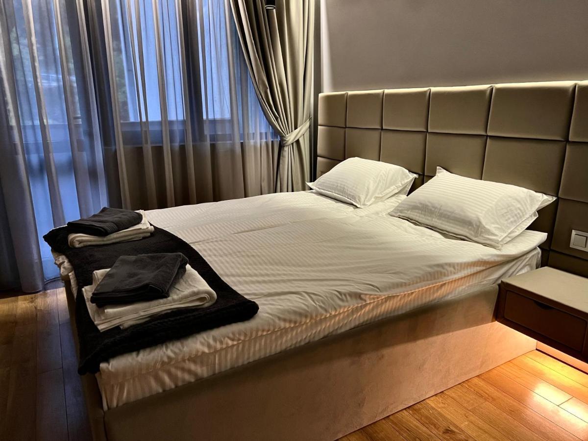 Apartament Varosha Luxury Lovetj Eksteriør billede