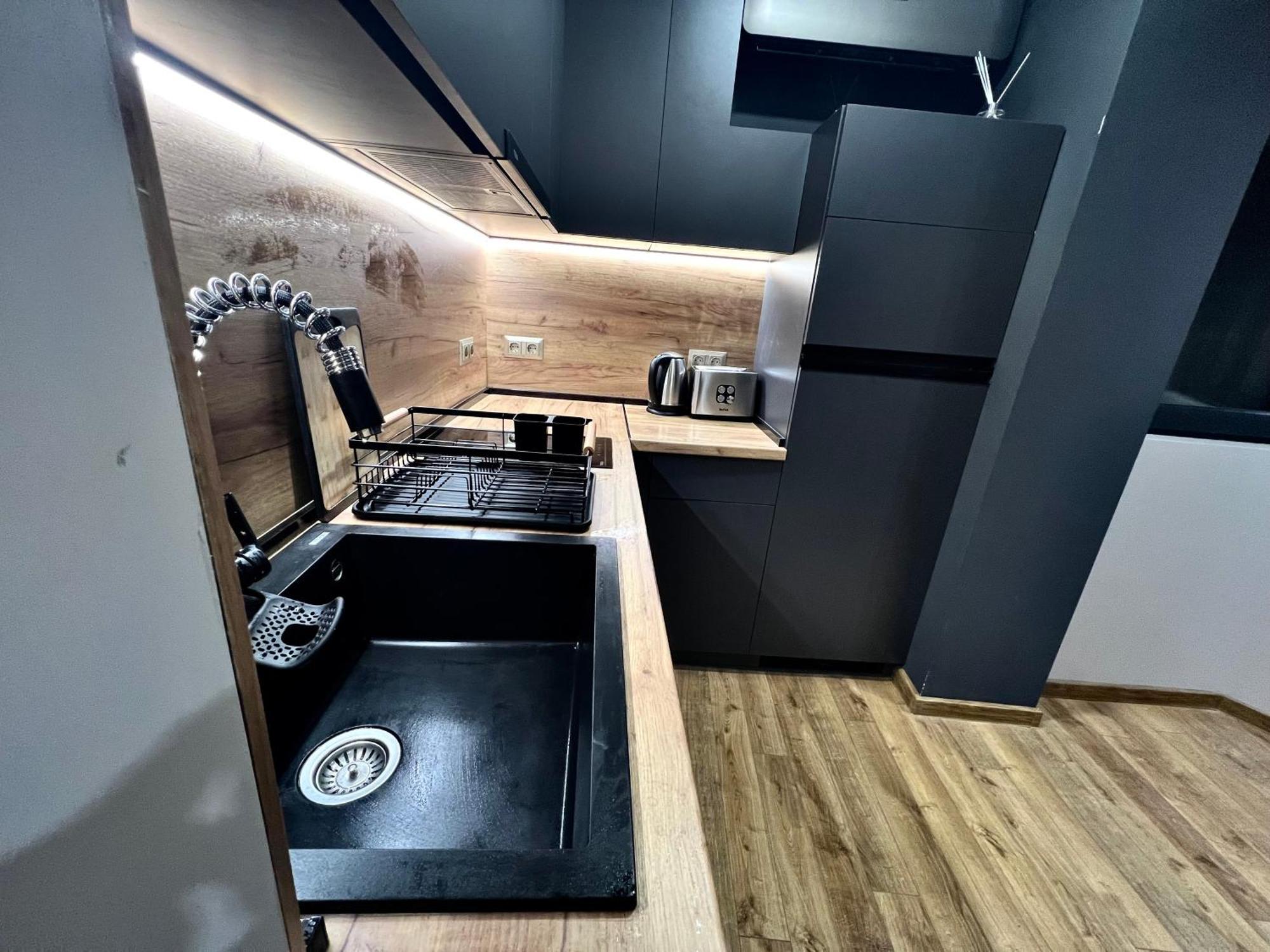 Apartament Varosha Luxury Lovetj Eksteriør billede