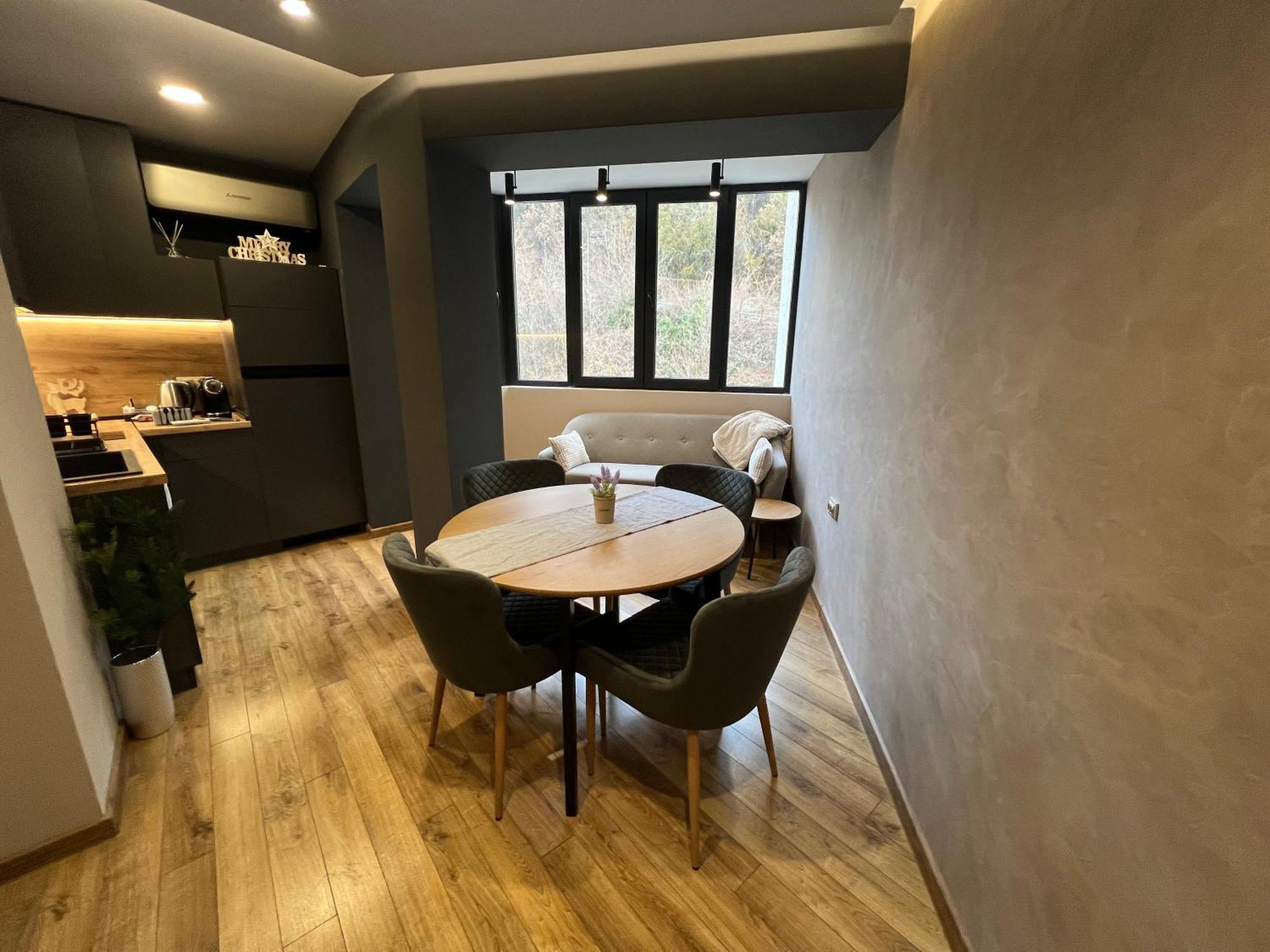 Apartament Varosha Luxury Lovetj Eksteriør billede