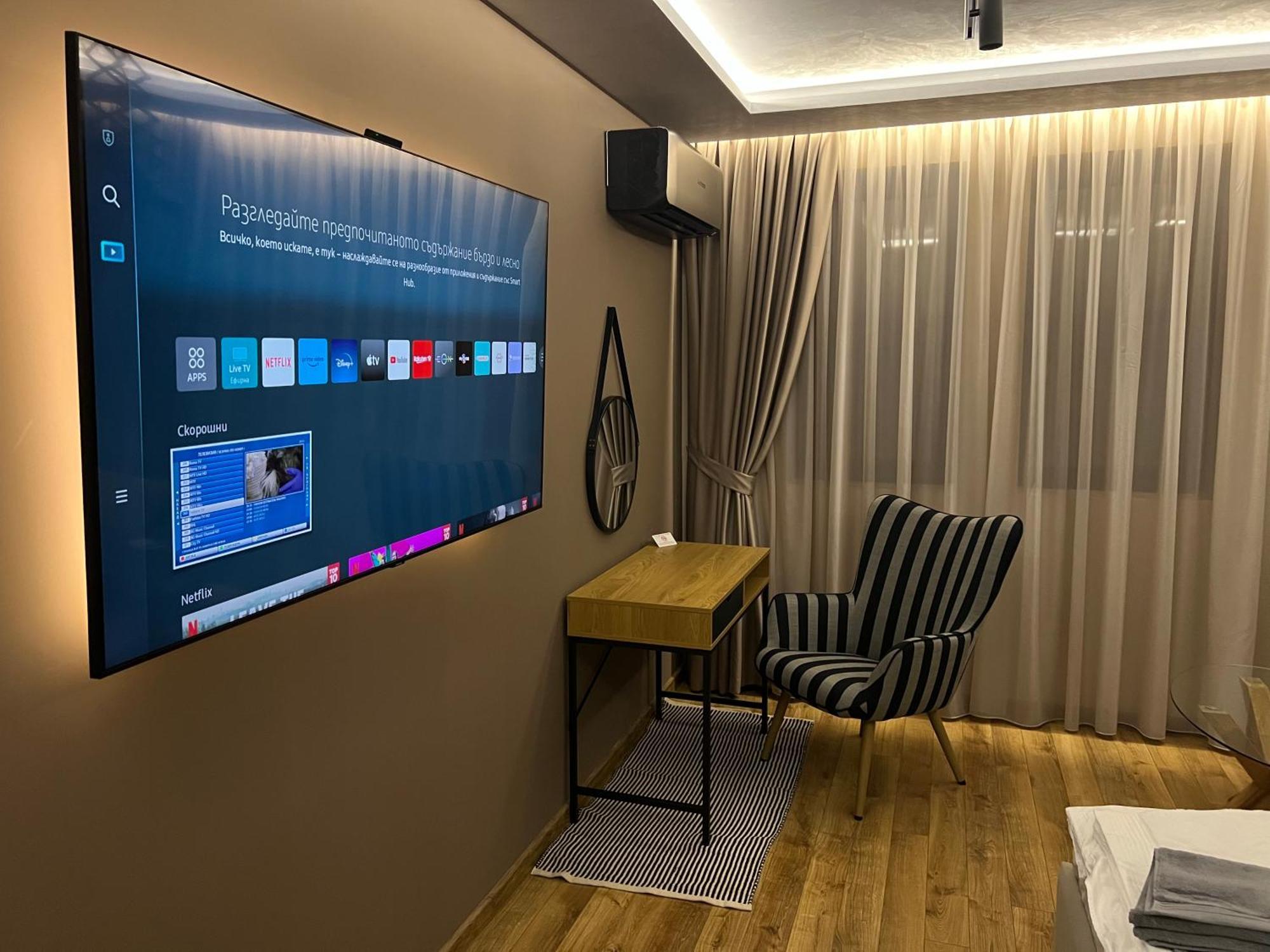 Apartament Varosha Luxury Lovetj Eksteriør billede